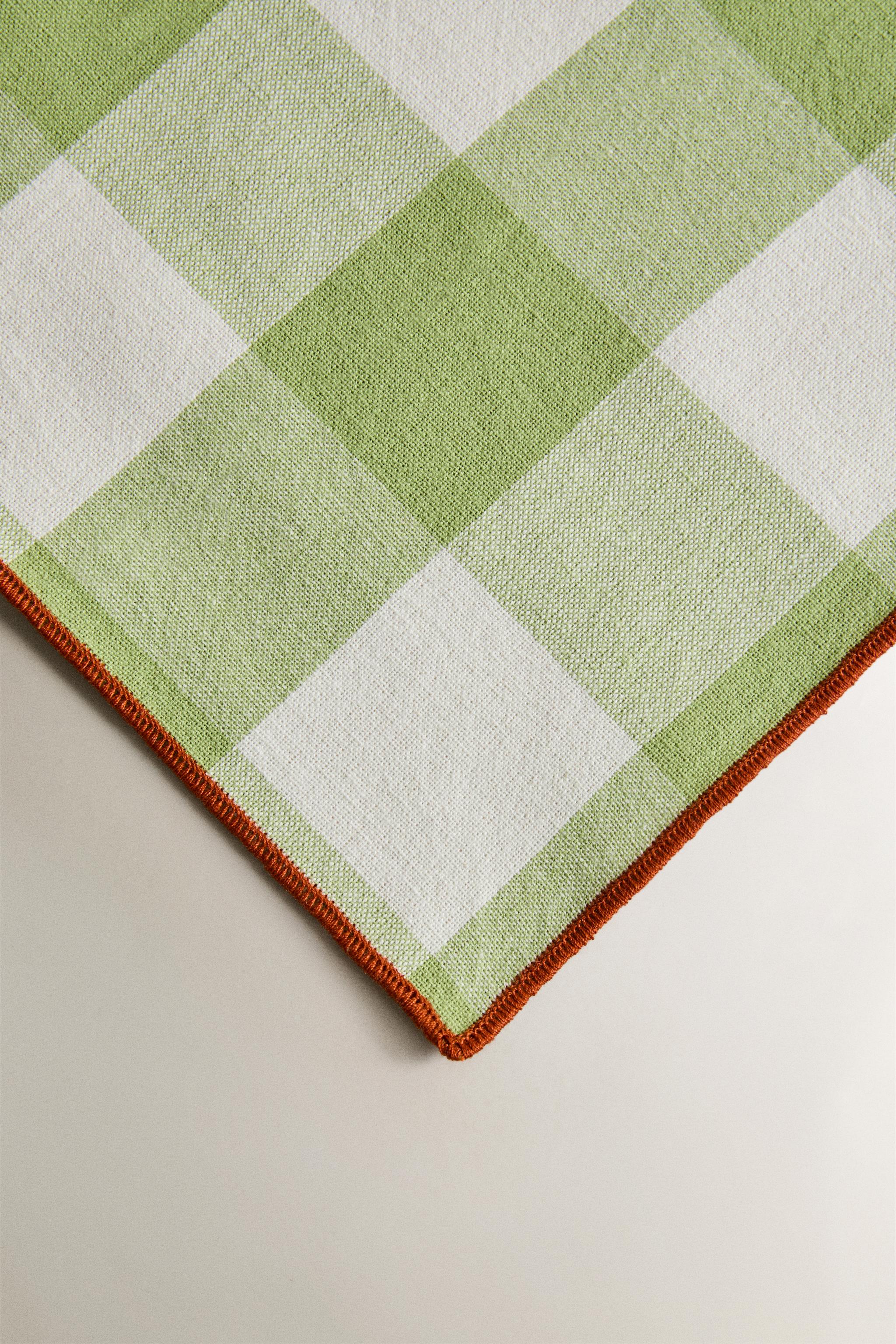 PACK OF CHECK TOPSTITCHED NAPKINS (PACK OF 2)
